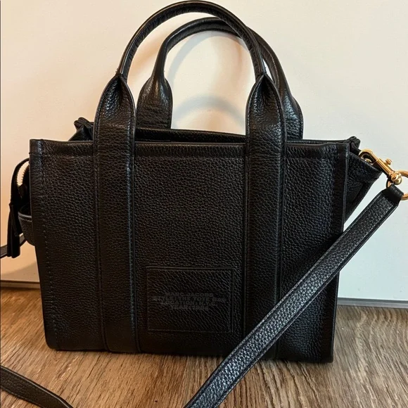 Marc Jacobs Black Leather The Tote Bag - Sz Small - Picture 2 of 14